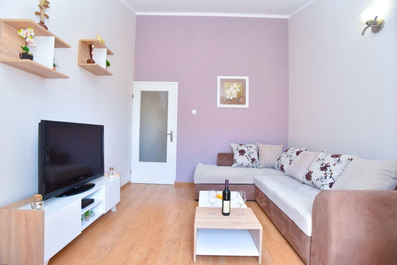 بودفا Apartment Nada 01 المظهر الخارجي الصورة