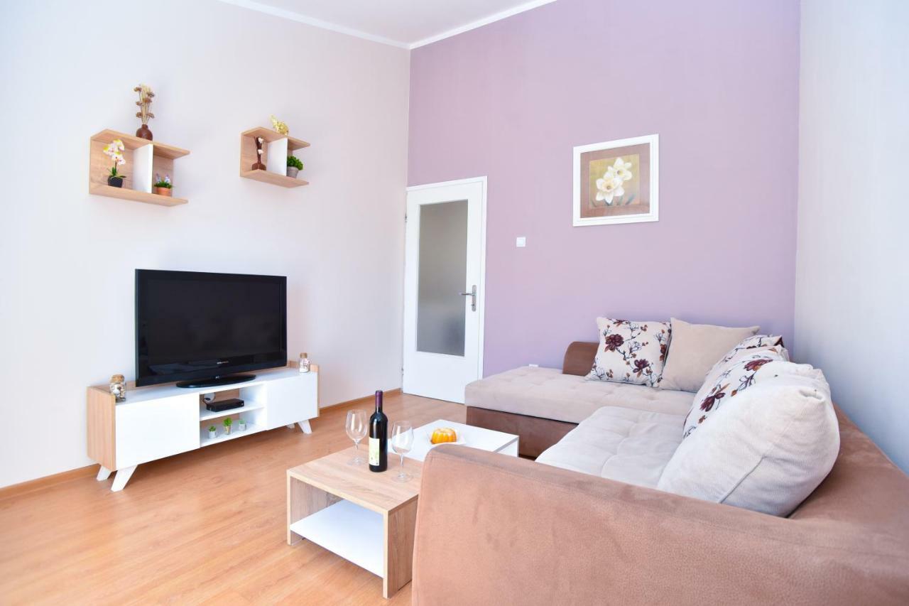 بودفا Apartment Nada 01 المظهر الخارجي الصورة